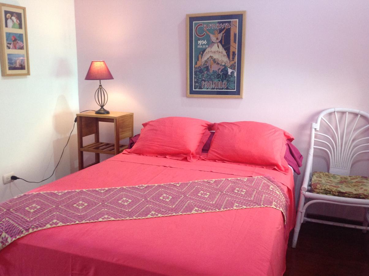 פנמה סיטי Dos Palmitos Bed And Breakfast מראה חיצוני תמונה